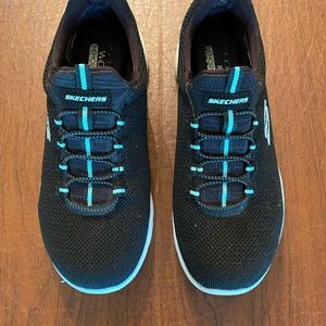 Skechers Memory Foam women’s sneakers